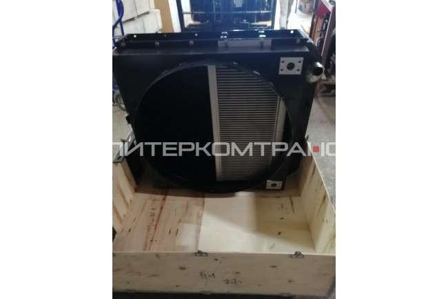 Радиатор системы охлажденья двигателя LG968 840*845*160