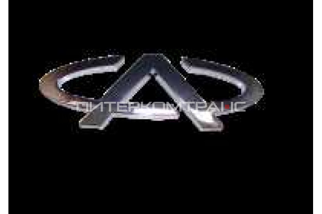 Эмблема тиго перед решетки 1.8