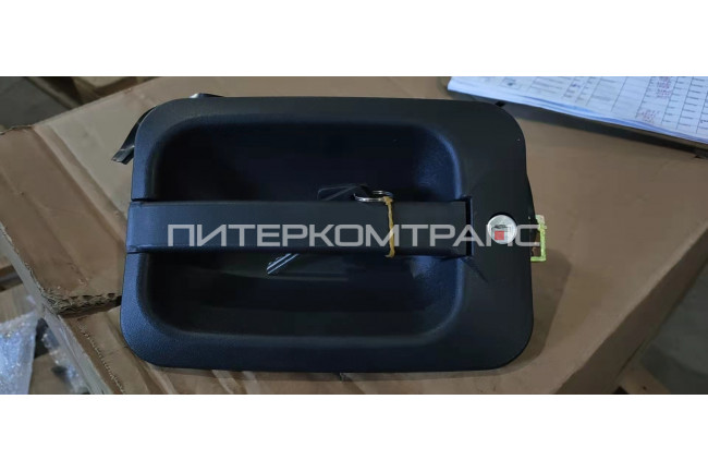 Ручка двери внешняя левая с ключами J6